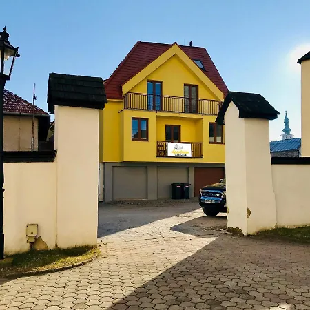 Apartman Kezmarok Exterior photo